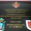 �ulov� deska na nov� merboltick� kostel, po�ehnal j� pape� v Brn�, nechal ji vyrobit spr�vce m�stn� farnosti p. Marcel Hrub�