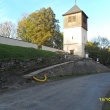 Oprava zdi u h�bitova