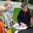 V Merboltic�ch na h�bitov�,  prohl���me dobov� fotografie, v �epici p. Podzimek2.7.2011