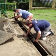 �klid po povodni, 2.7.2009, �i�t�n� ro�tu, dobrovoln�ci z obce